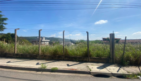 Terreno à venda em Vila Santa Helena, Atibaia, SP