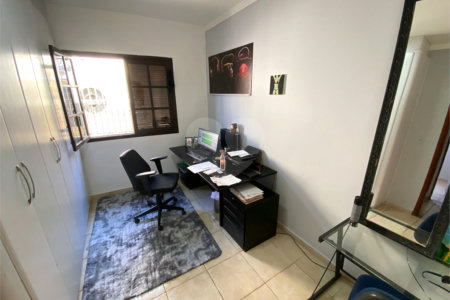 Casa à venda com 2 suítes no condomínio Pila, São Paulo - SP