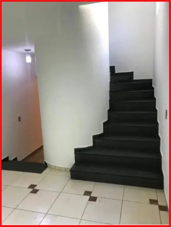 Sobrado à venda com 3 quartos, sendo 1 suíte, em Ferreira, São Paulo, SP