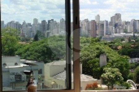 Apartamento à venda com 3 quartos, sendo 1 suíte,  em Pinheiros, São Paulo, SP