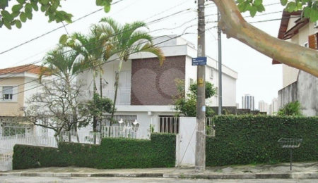 Sobrado à venda com 4 quartos, sendo 1 suíte,  em Jardim São Paulo(zona Norte), São Paulo, SP