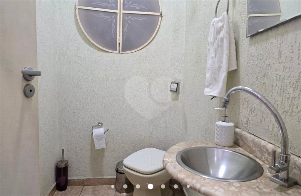 Casa à venda com 4 quartos, sendo 3 suítes,  em Vila Rosália, Guarulhos, SP