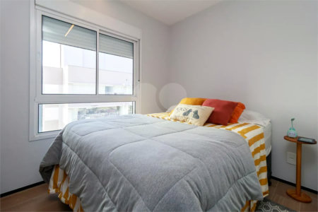Apartamento à venda com 3 quartos, sendo 1 suíte,  em Santo Amaro, São Paulo, SP