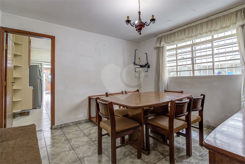 Casa à venda com 3 quartos, sendo 1 suíte, em Vila Clementino, São Paulo, SP