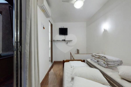 Casa à venda com 3 quartos, sendo 1 suíte, em Ipiranga, São Paulo, SP