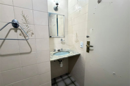 Apartamento à venda com 2 quartos, sendo 1 suíte,  em Tijuca, Rio de Janeiro, RJ