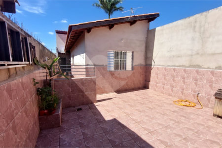 Casa à venda com 2 quartos em Residencial Hípica Jaguari, Bragança Paulista, SP