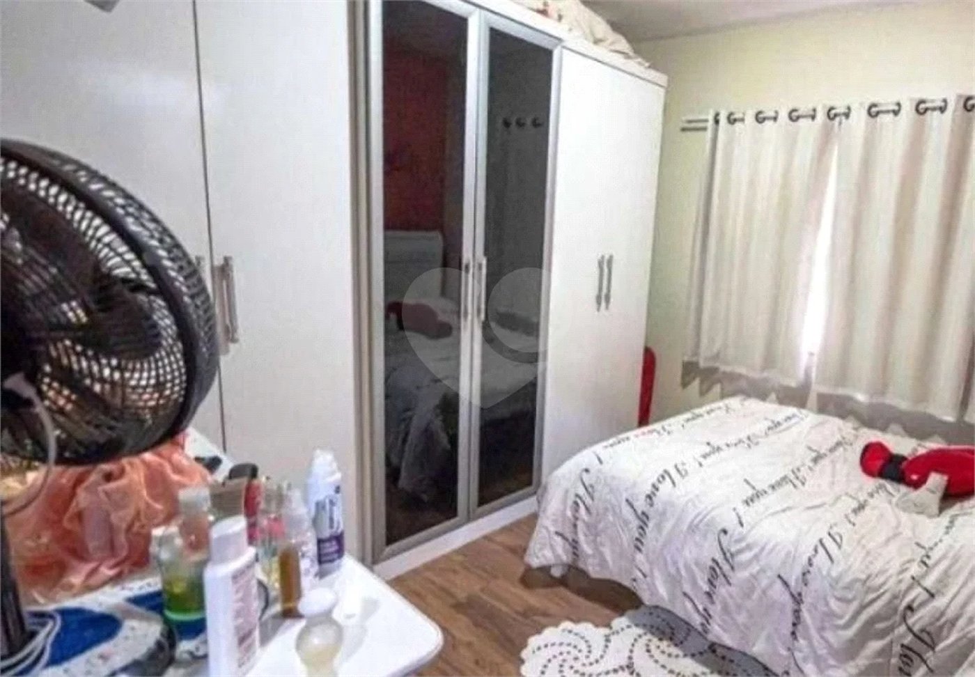 Sobrado à venda com 3 dormitórios na Vila Carrão