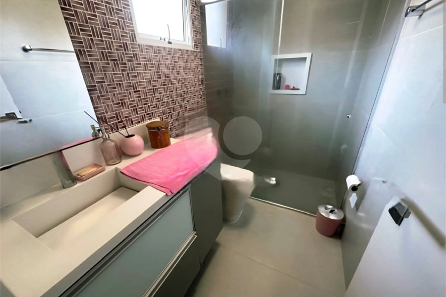 Sobrado à venda com 4 quartos, sendo 2 suítes, em Jardim São Paulo(zona Norte), São Paulo, SP