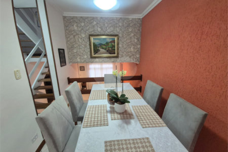 Casa à venda com 2 quartos, sendo 1 suíte,  no condomínio Quintas Marajoara, São Paulo - SP