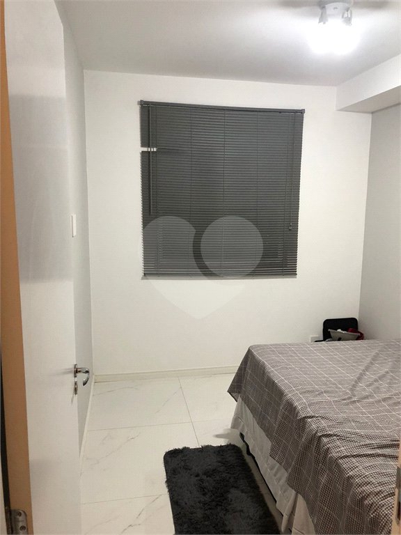 Apartamento à venda com 2 quartos em Cidade Tiradentes, São Paulo, SP