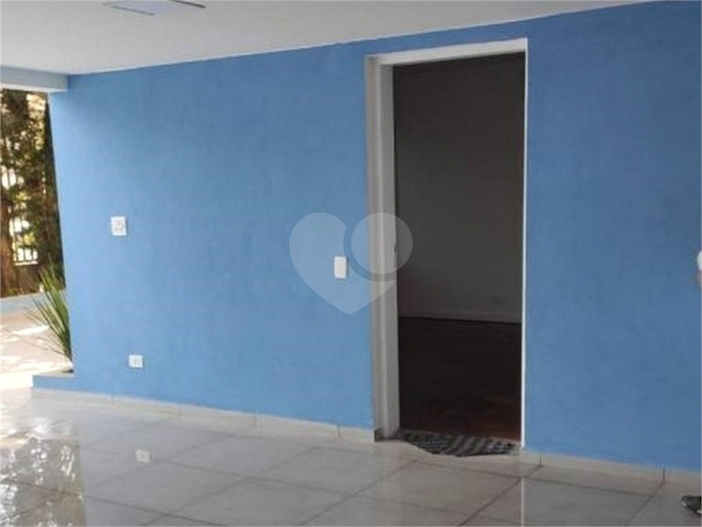Casa Comercial na Vila Mariana, 400m², próximo metrô, 3 vagas, locação e venda