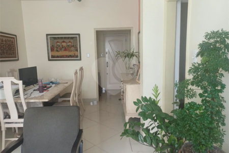 Apartamento à venda com 3 quartos, sendo 1 suíte,  em Maracanã, Rio de Janeiro, RJ