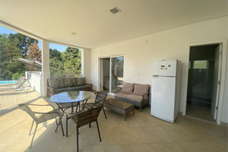 Casa à venda com 6 quartos, sendo 5 suítes, no condomínio Monte Belo, Salto - SP