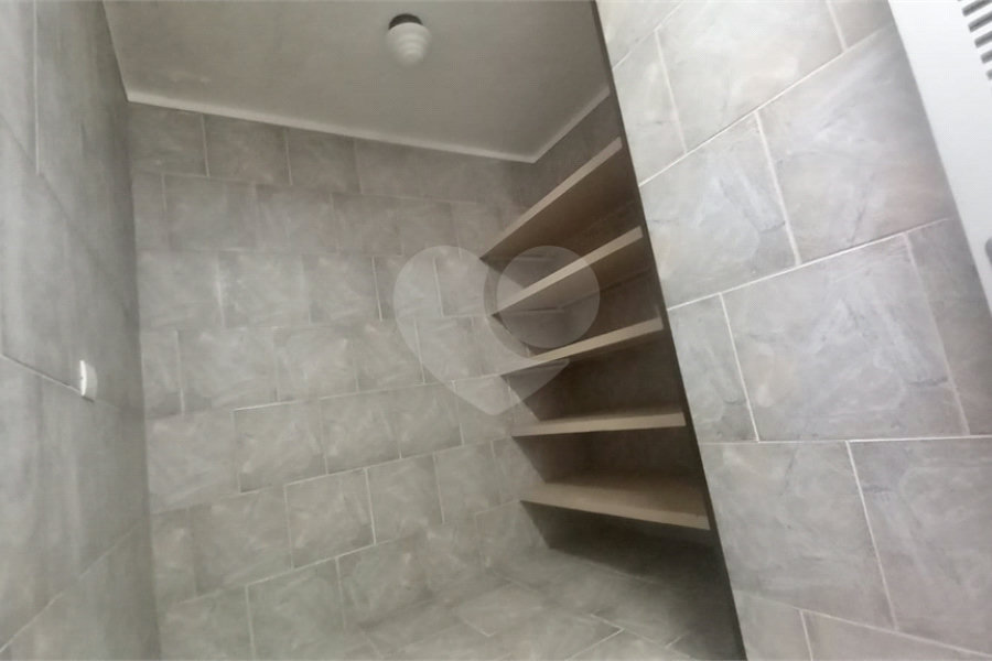 Sobrado à venda com 4 quartos, sendo 2 suítes, em Tremembé, São Paulo, SP