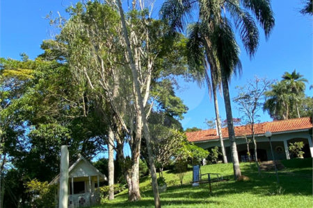 Sítio à venda com 4 quartos, sendo 3 suítes, em Aguas de Igaratá, Igaratá, SP