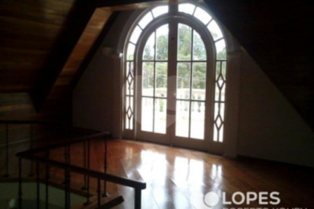 Casa à venda com 6 quartos, sendo 2 suítes, no condomínio Lago Azul Residencial e Golfe, Araçoiaba da Serra - SP