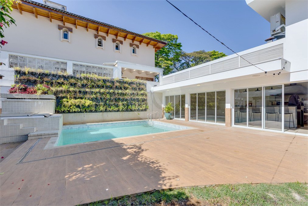 Casa à venda com 4 suítes em Brooklin Velho, São Paulo, SP