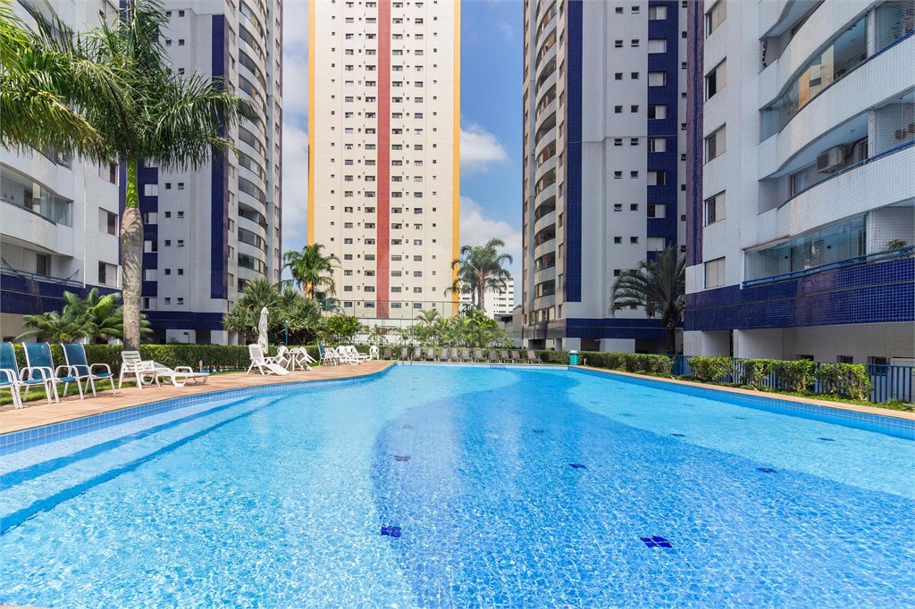 Apartamento à venda com 3 quartos, sendo 1 suíte, em Cambuci, São Paulo, SP