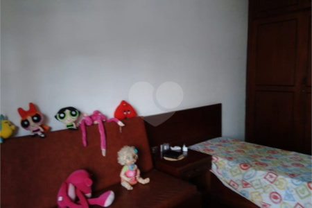 Sobrado à venda com 5 quartos, sendo 2 suítes, em Vila Rosália, Guarulhos, SP