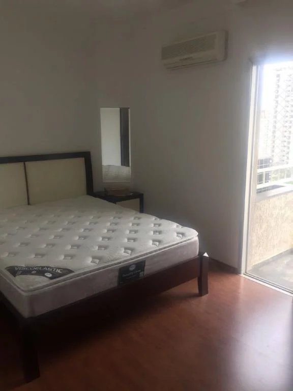 Apartamento à venda com 3 suítes em Jardim Londrina, São Paulo, SP
