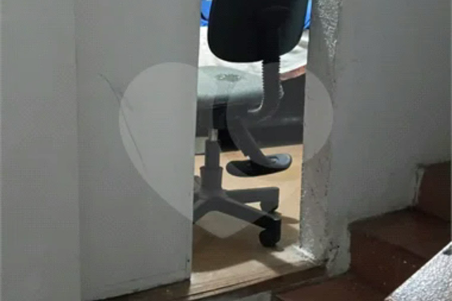 IMÓVEL COM SOBRADO + OUTRA CASA NO TERRENO, ÓTIMA PARA RENDA OU FAMÍLIA GRANDE