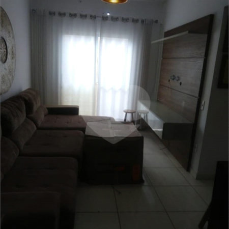 Apartamento no Condomínio Vila Urbana.