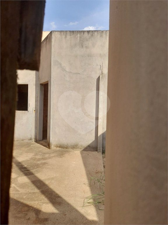 Casa em Construção à Venda no Bairro Romeu Tortorelli