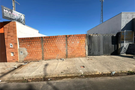 Terreno a venda no Jardim Munique