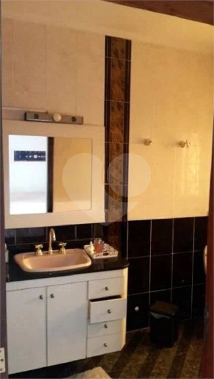 Sobrado a venda no Tremembé com 327m², com 4 dormitórios 2 suítes e 2 vaga de garagem