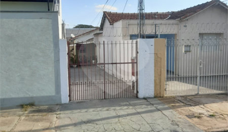 Casa à venda com 3 quartos, sendo 1 suíte,  em Vila Boa Vista, São Carlos, SP