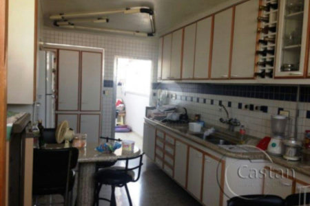 amplo apartamento com otima localização