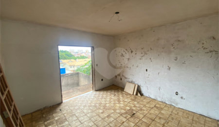 Sobrado à venda com 3 quartos, sendo 1 suíte, em Azulville I, São Carlos, SP