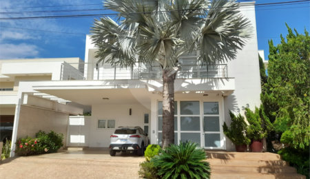 Casa à venda com 3 suítes no condomínio Damha III, São Carlos - SP