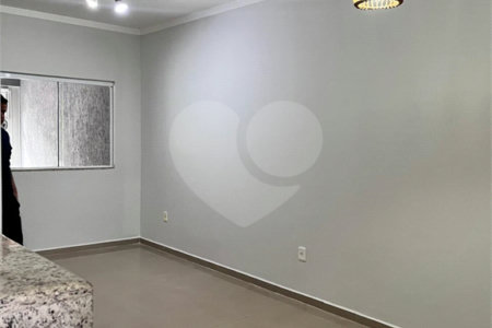 Casa Térrea à Venda em São Carlos, Santa Felícia