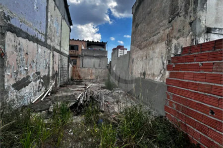 Terreno com 91m² , à venda na Vila Regente Feijó.