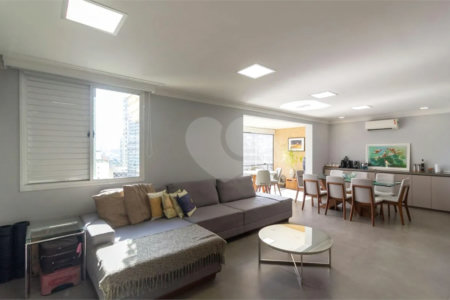 Apartamento à venda com 3 quartos, sendo 2 suítes, em Brooklin Paulista, São Paulo, SP