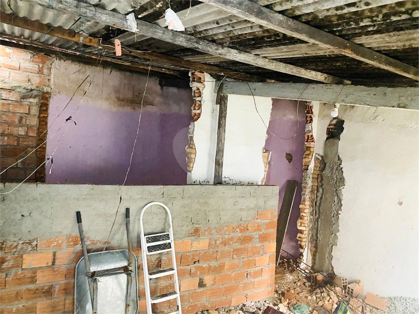 Casa à venda com 2 quartos, sendo 1 suíte, em Jaçanã, São Paulo, SP