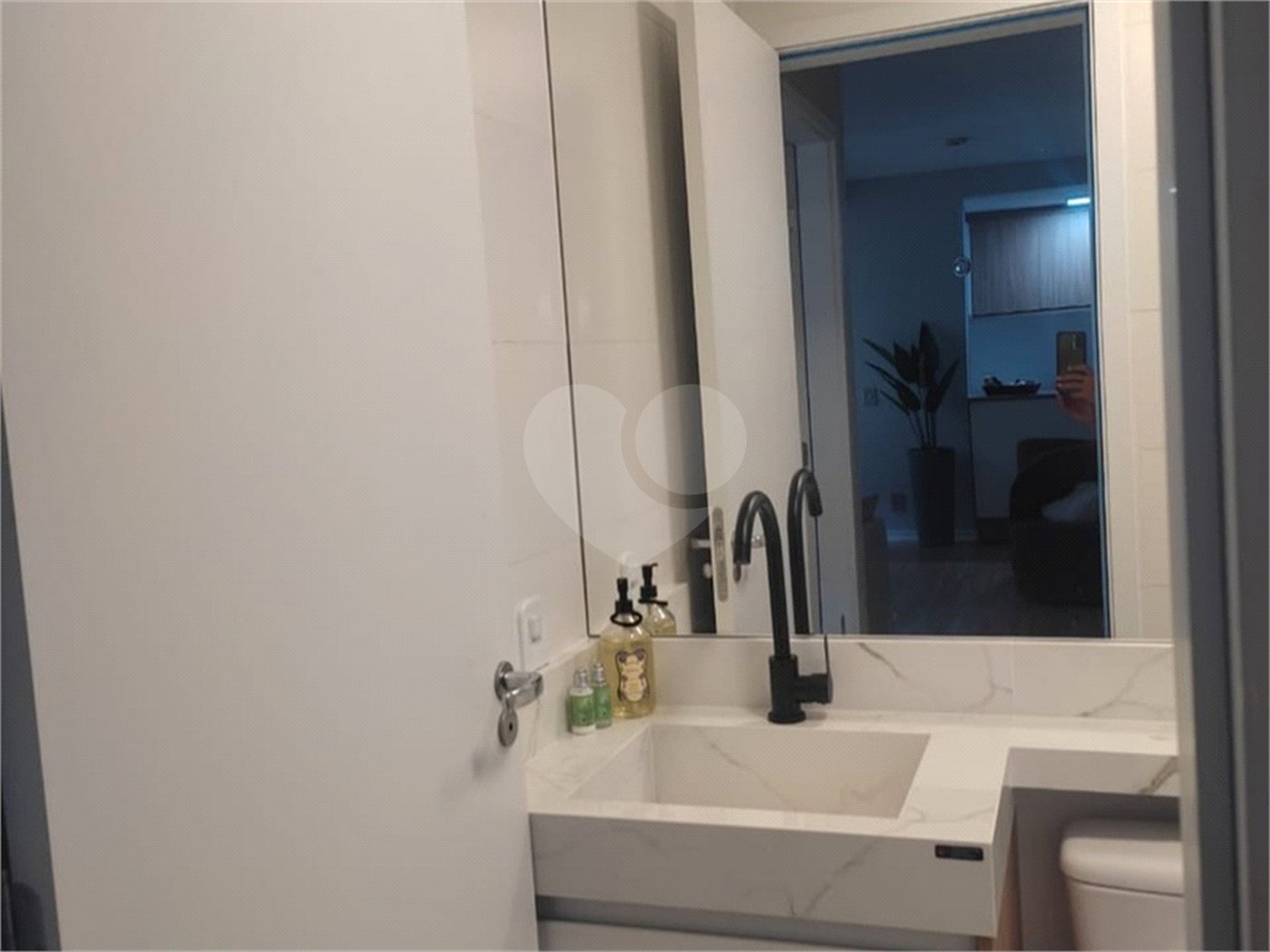Apartamento à venda com 2 quartos, sendo 1 suíte, em Jardim América, Sorocaba, SP