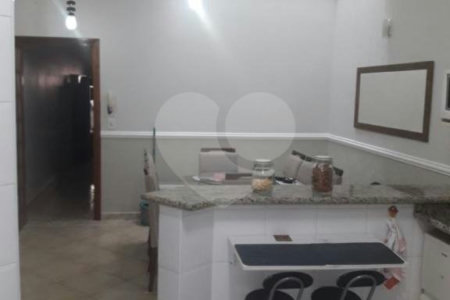 Sobrado à venda com 3 quartos, sendo 1 suíte, em Parque Vitória, São Paulo, SP