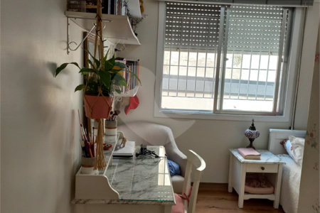 Apartamento à venda com 3 quartos, sendo 2 suítes, em Vila Mariana, São Paulo, SP