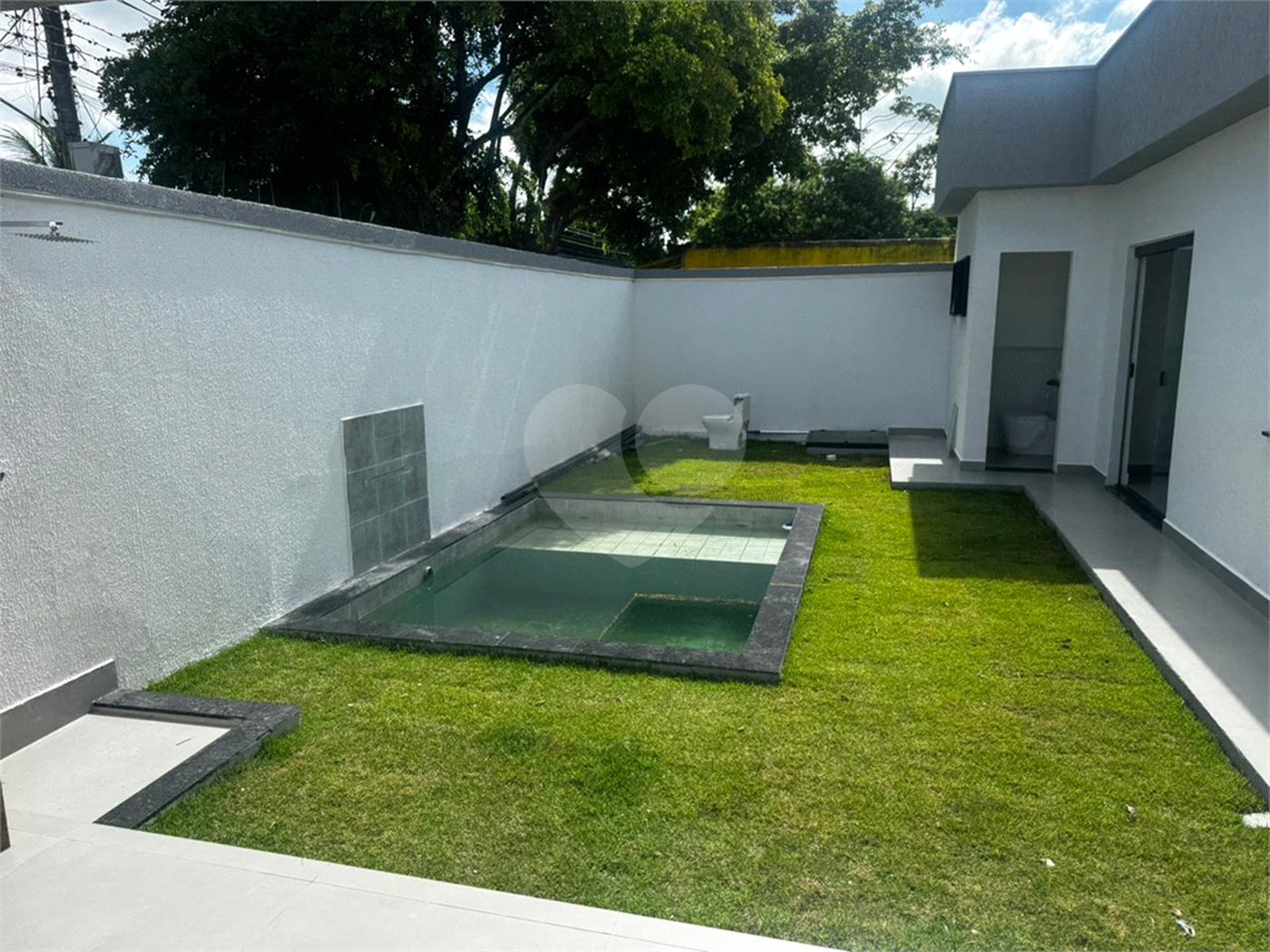 Casa à venda com 3 quartos, sendo 1 suíte, no condomínio Parque Guará, Rio de Janeiro - RJ