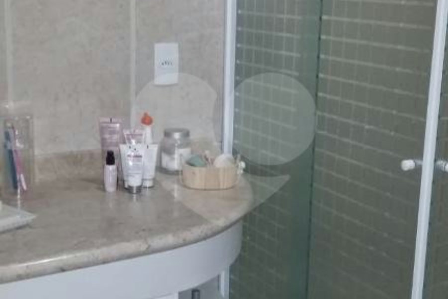 Sobrado à venda com 3 suítes em Santana, São Paulo, SP