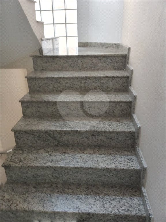Sobrado à venda com 3 quartos, sendo 1 suíte, em Jardim Santa Beatriz, Guarulhos, SP