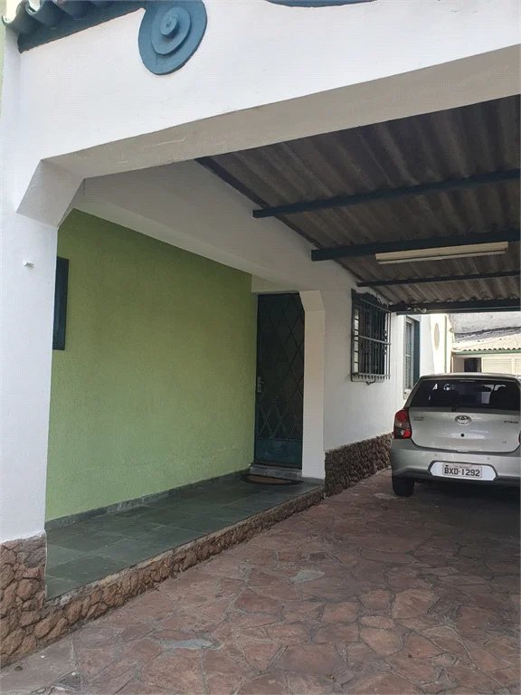 Casa à venda com 2 quartos, sendo 1 suíte, em Jardim das Bandeiras, São Paulo, SP