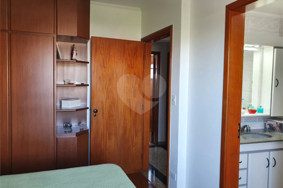 Apartamento à venda com 3 quartos, sendo 1 suíte,  em Vila Maria, São Paulo, SP