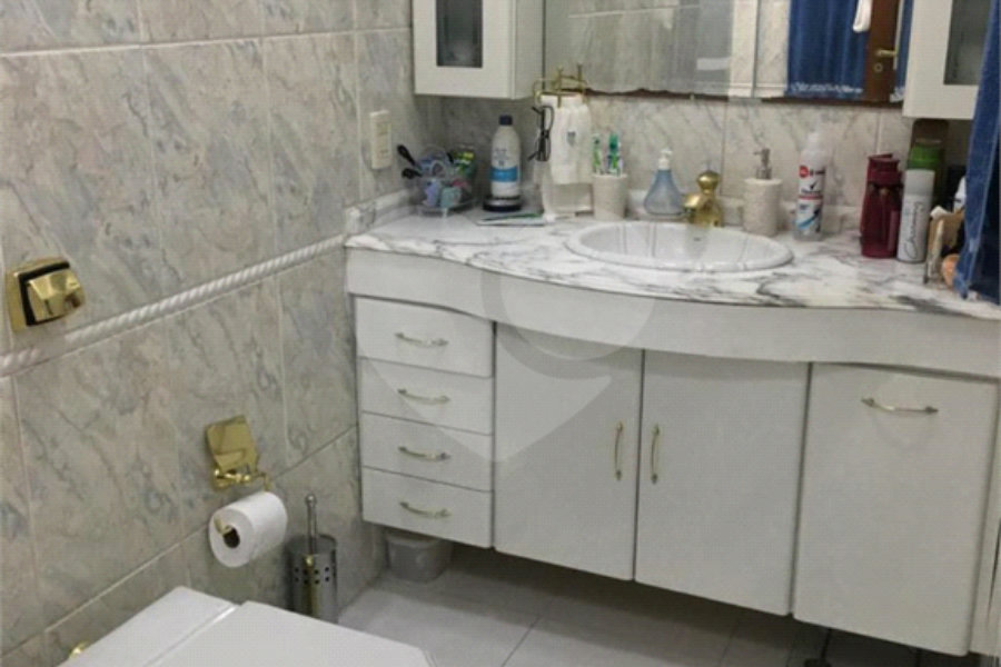 Sobrado à venda com 3 quartos, sendo 1 suíte, em Tremembé, São Paulo, SP