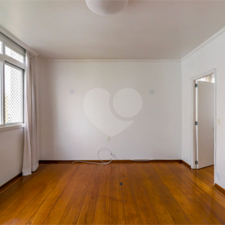 Apartamento à venda com 4 quartos, sendo 1 suíte, em Jardim Paulista, São Paulo, SP