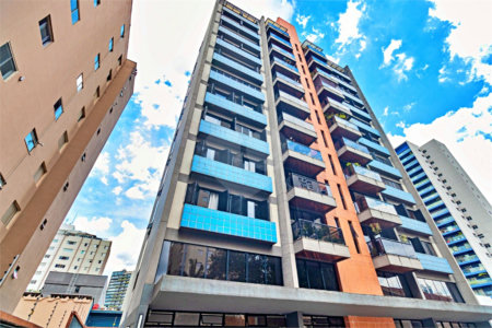 Apartamento à venda com 3 quartos, sendo 1 suíte, em Vila Olímpia, São Paulo, SP