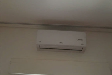 Casa à venda ou para alugar com 4 suítes em Chácaras São Carlos, Cotia, SP